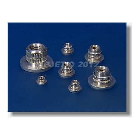 1011 Upevňovací matice M6 10ks