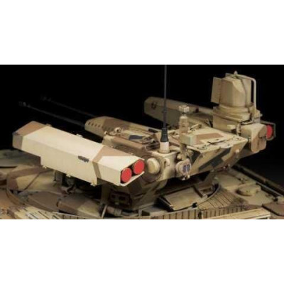 Model Kit tank 3695 - Terminator 2 Russ.Fire Support Vehicle (1:35)