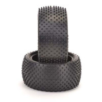 Új kiváló hátsó gumik a szőnyeg pályákra. A Mini Dart-nak igazán jó tapadása van.