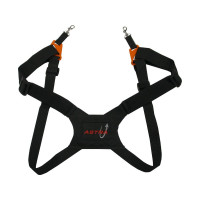 A kiváló minőségű, Astra logóval ellátott keresztpántos adó erős anyagból készült, állítható hosszúságú pánttal és hurokkarabinerekkel rendelkezik a pultra való rögzítéshez. 