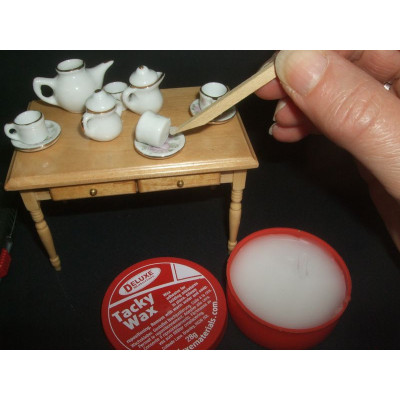 Tacky Wax lepicí vosk 28g