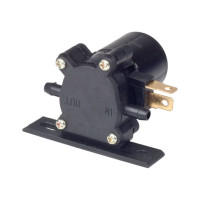 Krick fogaskerékszivattyú csónakmodellekhez, tűzoltóautókhoz stb. A szivattyú képes a felesleges vizet elvezetni a hajótestből, vízágyúkat működtetni, vagy a motor hűtővíz kimenetének álcázását biztosítani. Tápellátás 6-12 V, kis méret.