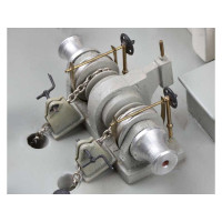 1:50 méretarányú horgonycsörlő készlet a ROMARIN-tól. A csörlő a Happy Hunter vontatóhajón használatos. A készlet tartalmazza a csörlő összeszereléséhez szükséges alkatrészeket. Ez egy nem működő makett.