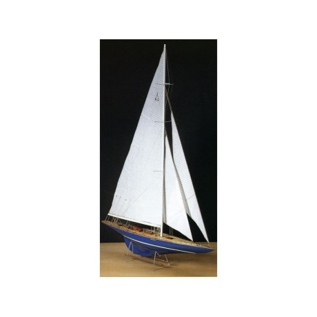 AMATI Endeavour plachetnice 1934 1:35 kit