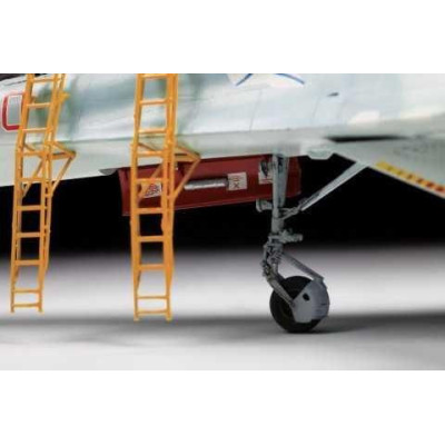 Model Kit letadlo 7294 - Sukhoi SU-27 UB "Flanker-C" (1:72)