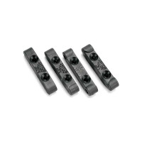 A készlet egy-egy darab 1,5°-os, 2,25°-os, 3,0°-os és 3,75°-os alátétet tartalmaz.