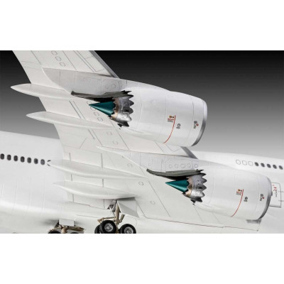 Plastic ModelKit letadlo 03891 - Boeing 747-8 Lufthansa "New Livery" (1:144)
