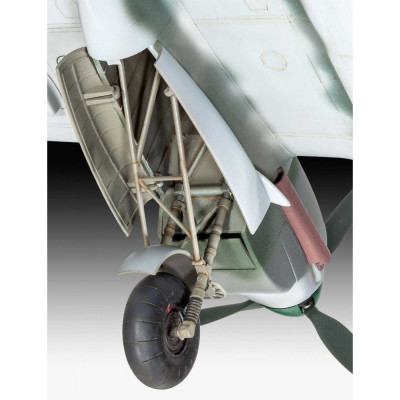 Plastic ModelKit letadlo 04925 - Dornier Do 215 B-5 Nightfighter (1:48)