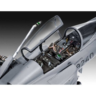 Plastic ModelKit letadlo 04999 - Saab JAS 39C Gripen (1:72)