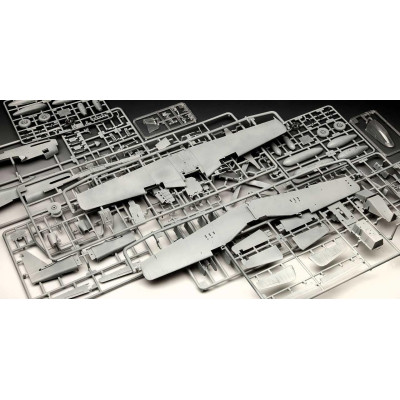 Plastic ModelKit letadlo 03944 - P-51D-5NA Mustang (1:32)