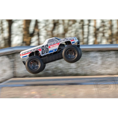 Savage XS Flux with Chevrolet El Camino SS