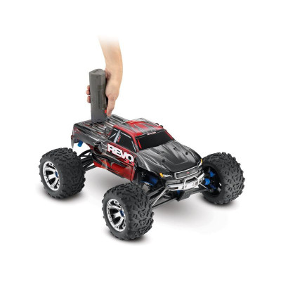 Traxxas Nitro Revo 1:8 TQi s BlueTooth RTR zelené