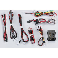 Dobja fel RC modellautóját a Killerbody LED világító készlettel. A csomag 5 mm-es LED-eket tartalmaz, amelyek piros, kék, fehér, narancssárga színben világítanak, egy vezérlőt, két Y-kábelt - Rx/szervó, Rx/szabályozó.