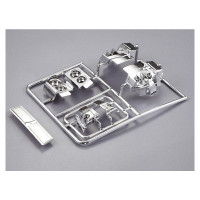 Killerbody krómozott alkatrészek Lancia Delta HF Integrale 1:10 RC modellhez. Az alkatrészek tartós ABS anyagból készültek. A csomag tartalmazza az első és hátsó lámpák műanyag krómbetétjeit, az első hűtőmaszkot, az első irányjelző lámpákat.