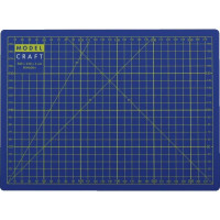 A Modelcraft vágószőnyeg A4-es méretben (300x200mm) 3 rétegű PVC szendvicsből készült, amely nem repedezik vagy deformálódik. A csúszásmentes felület biztonságos vágást tesz lehetővé, a párna védi a penge éleit és precíz vágást biztosít. A párnák A1, A2, A3, A4, A4, A5 és A6 méretben kaphatók.