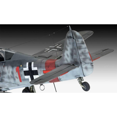 Plastic ModelKit letadlo 03874 - Fw190 A-8 "Sturmbock" (1:32)