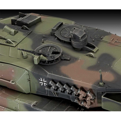 Plastic ModelKit tank 03281 - Leopard 2 A6/A6NL (1:35)