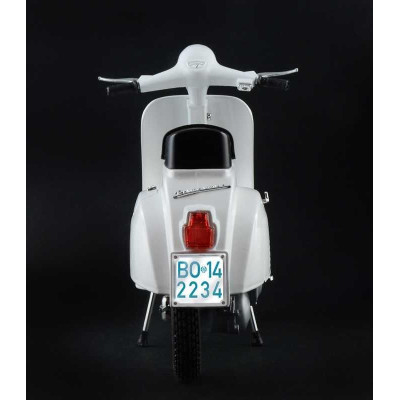 Model Kit motorka 4633 - VESPA 125 PRIMAVERA (1:9)