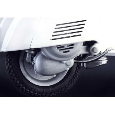 Model Kit motorka 4633 - VESPA 125 PRIMAVERA (1:9)