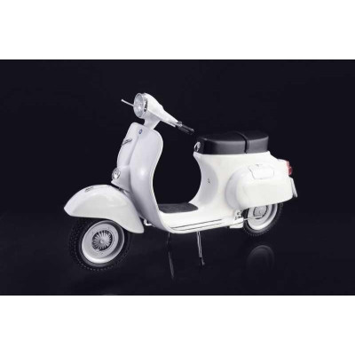 Model Kit motorka 4633 - VESPA 125 PRIMAVERA (1:9)