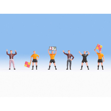 Rozhodcovia a tréneri  NO15989