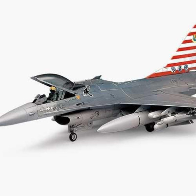 Model Kit letadlo 12259 - F-16A/C (1:48)