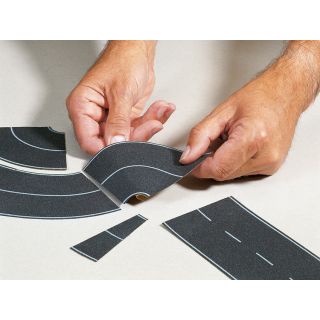 Okresná cesta, čierny asfalt 6,6cm x 1m  NO60706