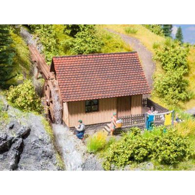 Vodný mlyn 10 x 6 x 6 cm  NO66707