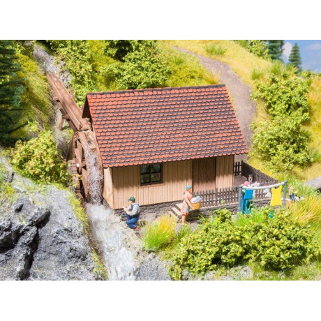 Vodný mlyn 10 x 6 x 6 cm  NO66707