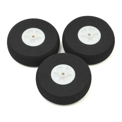 Cirrus SR-22T 1.5m: Kolo (2)