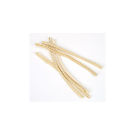 Bílé poutací gumy (6): Cub