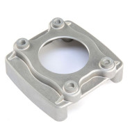 Pótalkatrész RC autó modellekhez Losi 5ive-T 2.0: Zenoah 32 motor kuplungpofa tartó.