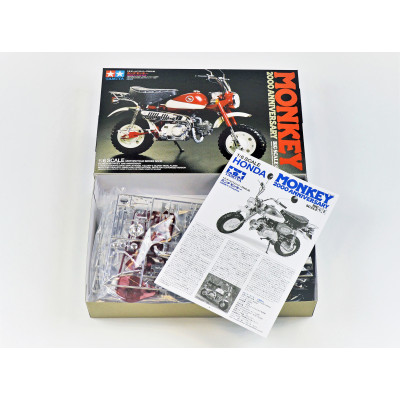 Tamiya 1:6 Honda Monkey 2000 Anniversary