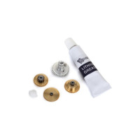 A TRA2070, TRA2075 standard szervó fém fogaskerekei, kenhető vazelinnel.