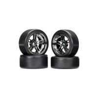 Komplett első és hátsó kerekek a Traxxas 4-Tec 2.0 RC autó modellekhez. Lemezek osztott küllős fekete krómozott Drift gumikkal (2db első + 2db hátsó a csomagban). Lemezméret ø53x26/30 mm. Teljes méret ø65x26/30 mm. A hordozó 12 mm-es hatszögletű, 14 mm-es eltolással. 