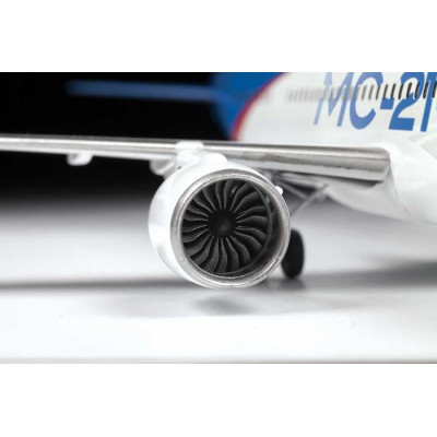 Model Kit letadlo 7033 - Civil Airliner MC-21-300 (1:144)