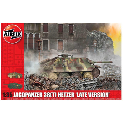 Classic Kit tank A1353 - JagdPanzer 38 tonne Hetzer "Late Version" (1:35)
